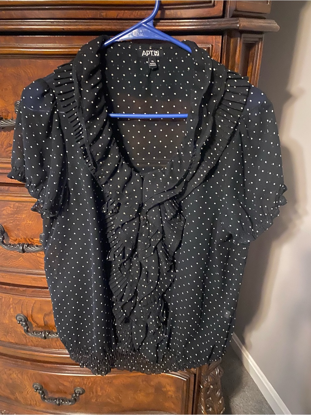 Apt 9 polka dot ruffle blouse